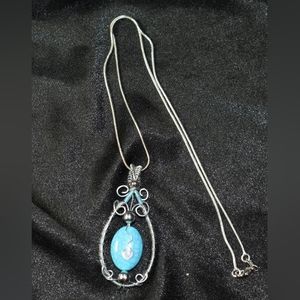 Blue Wire Wrapped Pendant Necklace
